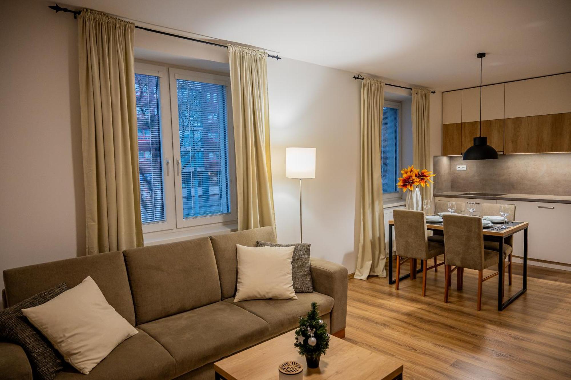 Old Town City Center Apartment 1 - Private Parking Included Košice Extérieur photo
